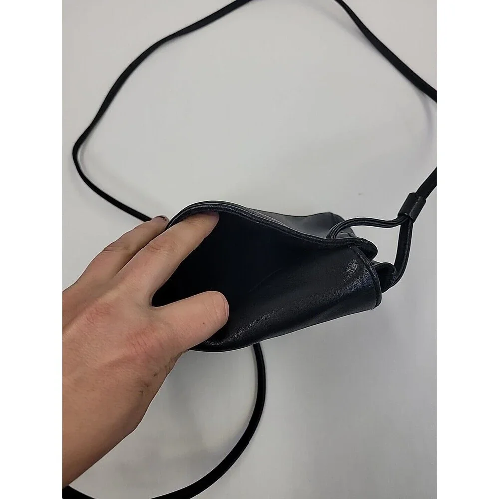 Liz Claiborne Vintage Black‎ Genuine Leather Mini Crossbody Bag Purse